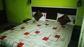Nedumparampil Tourist Home, Kottayam 2
